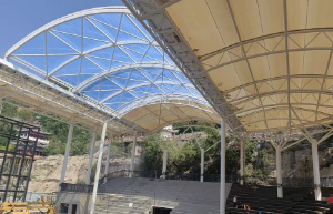 嵐皋村BA籃球場膜結(jié)構(gòu)屋頂工程進(jìn)展